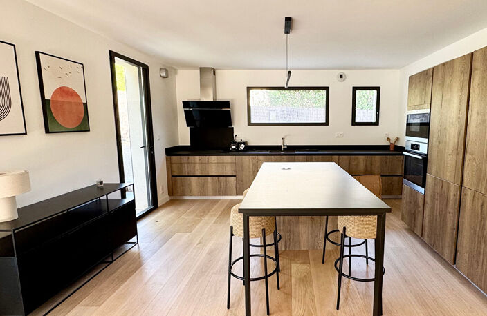 ÉGUILLES  VILLA CONTEMPORAINE   PRESTATIONS HAUT DE GAMME  DOMAINE SÉCURISÉ — photo 5
