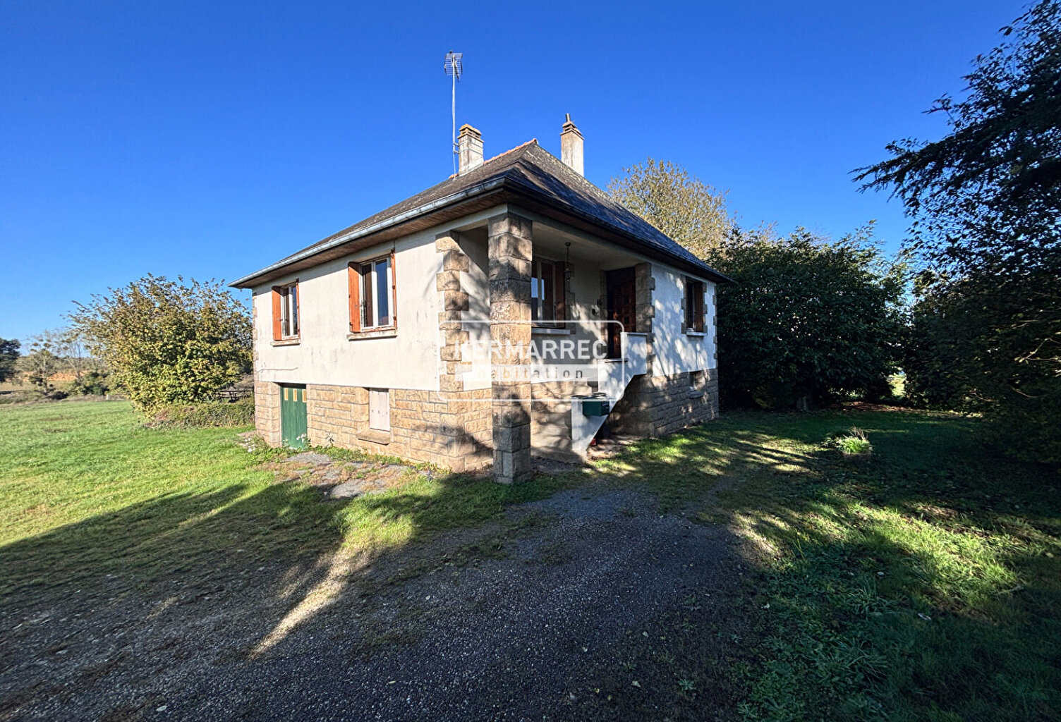 A VENDRE Maison Etrelles 4 pièce(s) 85.39 m2 - 173 200 HAI — photo 1