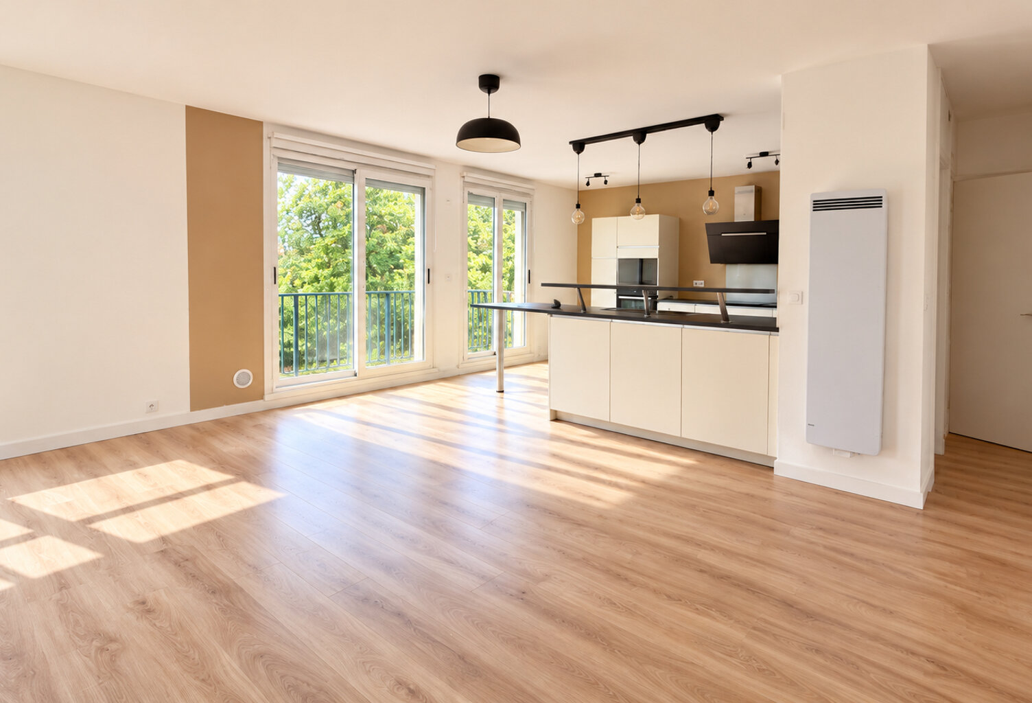 A vendre Biarritz spacieux T4 avec garage et cave — photo 1