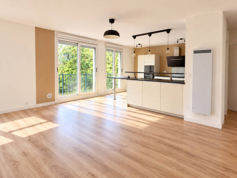 A vendre Biarritz spacieux T4 avec garage et cave — photo 1
