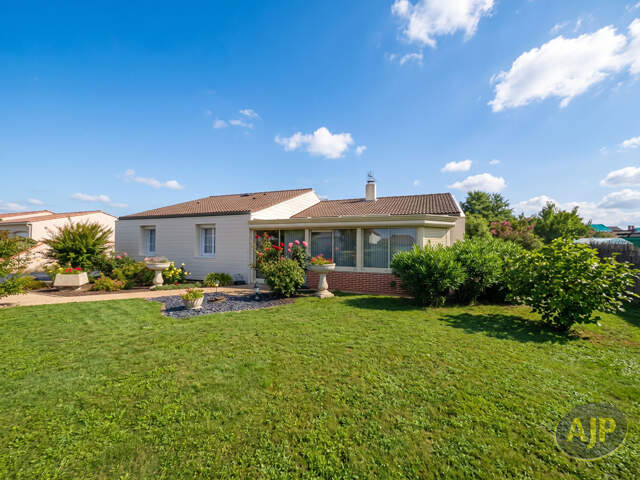 Maison de plain-pied sur une parcelle de + 1000 m² — photo du bien