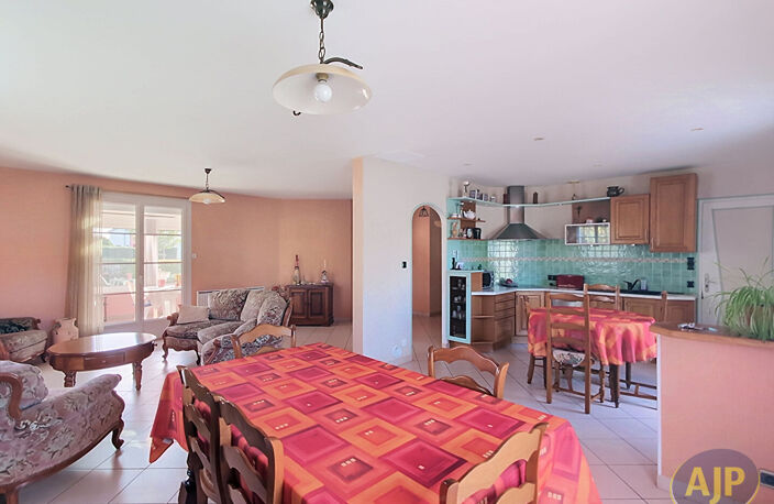 Maison de plain-pied sur une parcelle de + 1000 m² — photo 2