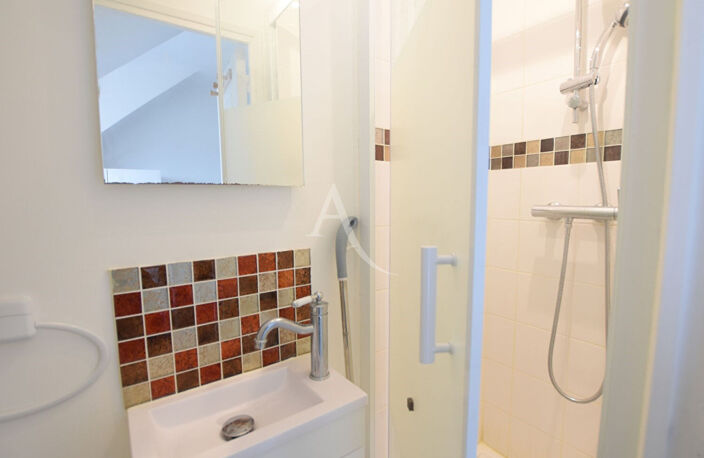 STUDIO PARFAIT INVESTISSEMENT LOCATIF ! — photo 5
