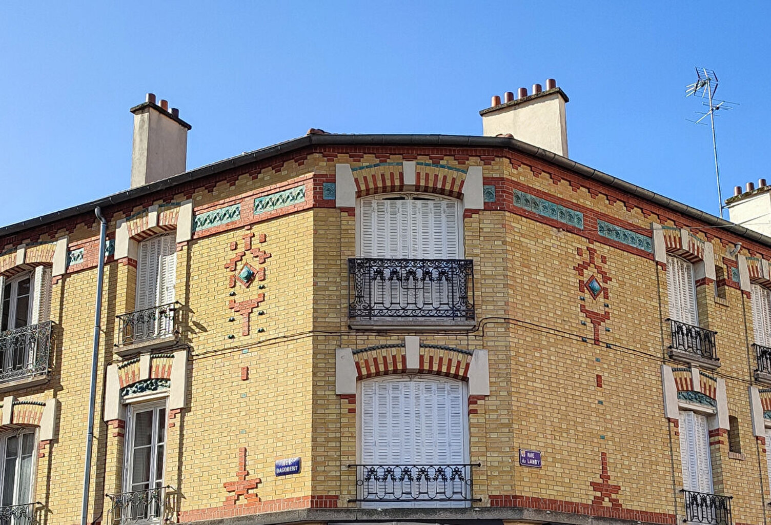 CLICHY - A RENOVER 3 pièces de 60m² — photo 1