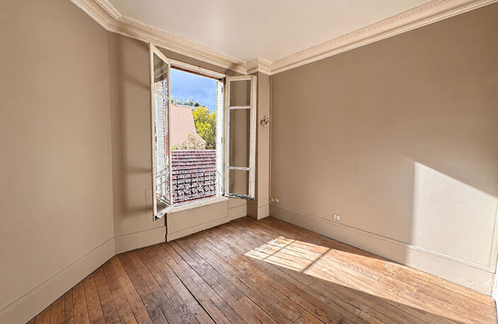 CLICHY - A RENOVER 3 pièces de 60m² — photo 5