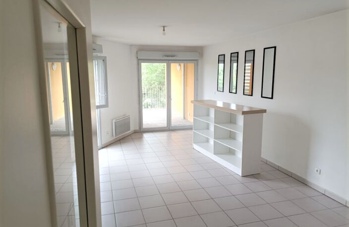 Toulouse 31200 Quartier Bonnefoy SANS FRAIS AGENCE  Agréable T3 Récent de 65.90 m²  en dernier étage avec Terrasse couverte de 8.60m² , place de parking sous sol — photo 4