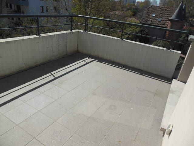 Toulouse 31200 Croix daurade Beau T4 Récent de 82.39m² Terrasse de 10.1m²  SANS FRAIS AGENCE — photo du bien