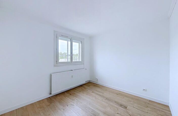 Blagnac  Appartement T4/T5, dernier étage, grande terrasse — photo 5