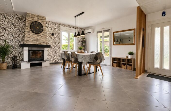 De l'espace pour chacun, une piscine pour tous : la maison de famille qu'on attendait. — photo 4