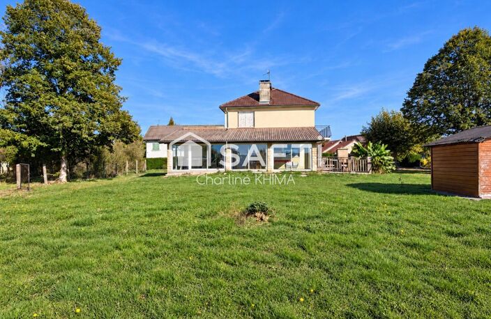 Aux Abrets-en-Dauphiné, découvrez une maison où vos projets de famille prennent toute leur place. — photo 3
