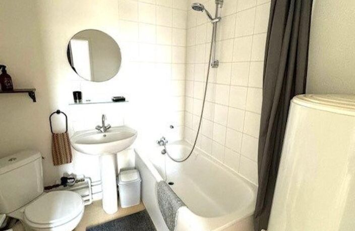À VENDRE  STUDIO MEUBLÉ ET LOUÉ  EN HYPER-CENTRE DE VALENCIENNES — photo 4
