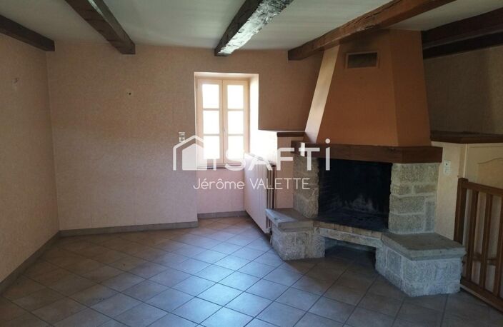Maison de village en pierre . — photo 5