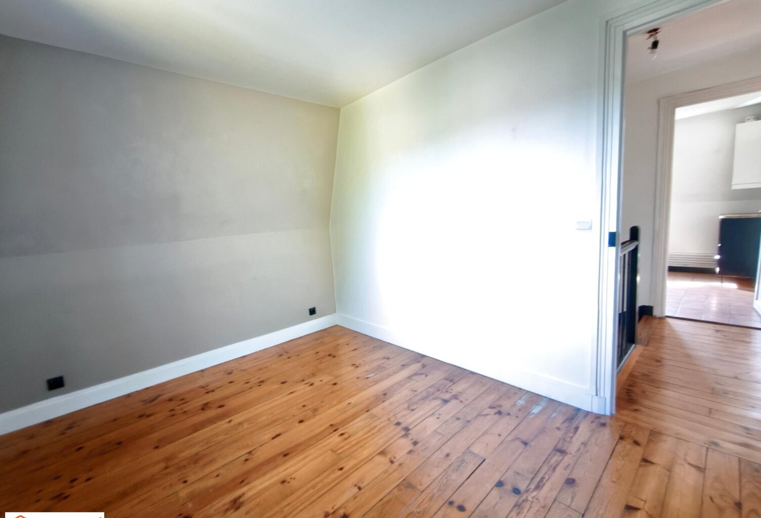 Appartement F3 dans une maison bourgeoise — photo 1