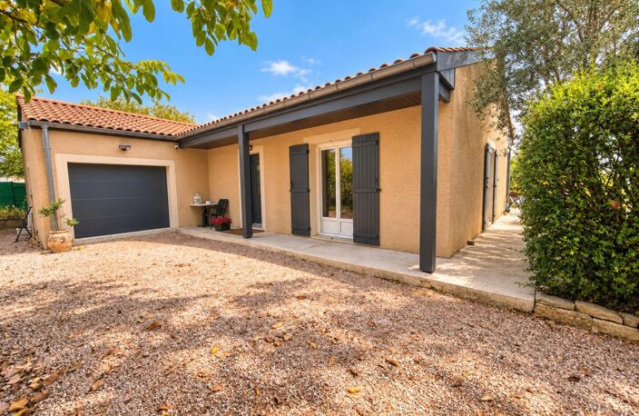 Mâcon Nord à Saint-Martin-Belle-Roche  Maison de plain-pied avec piscine et jardin sans vis-à-vis — photo 2