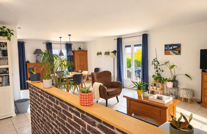 Mâcon Nord à Saint-Martin-Belle-Roche  Maison de plain-pied avec piscine et jardin sans vis-à-vis — photo 5