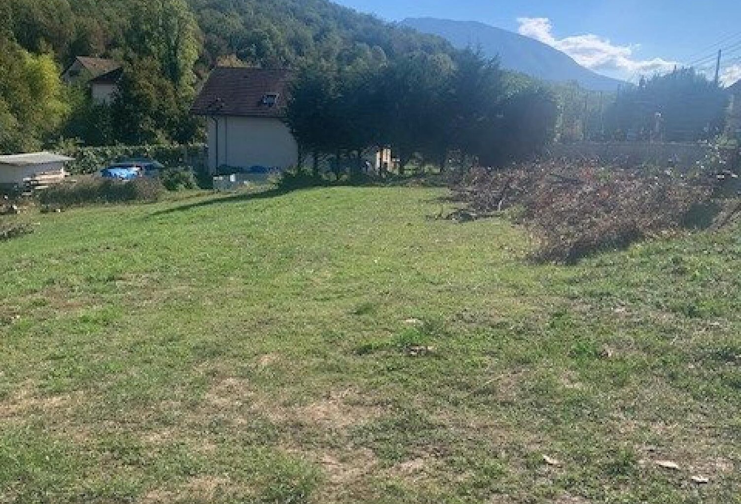 A vendre très beau terrain constructible d'environ 750 m2 — photo 1