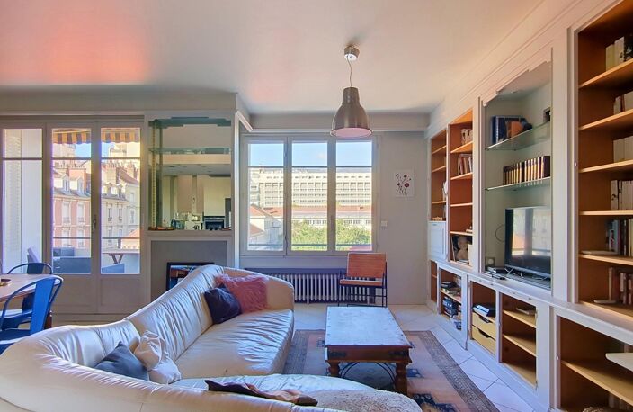 Appartement 4 pièces 117m² - 3 chambres - Buanderie - Balcon - Ascenseur - Concierge — photo 3