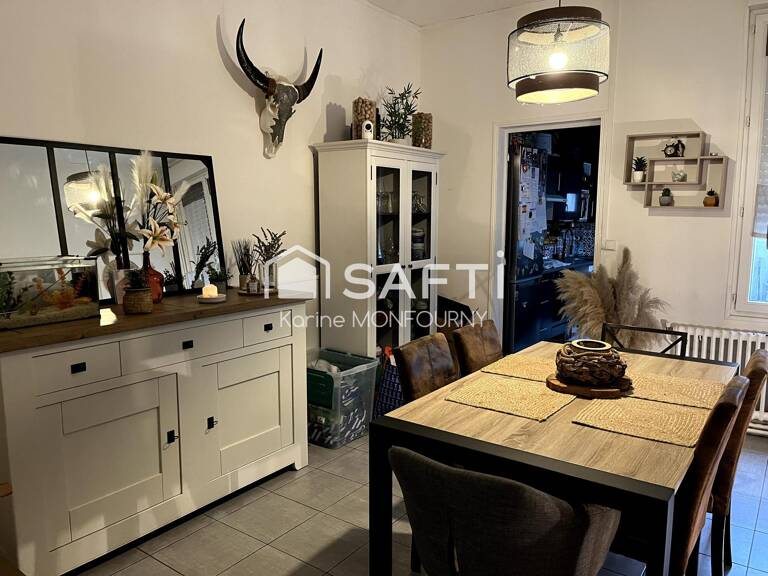 Maison 4 chambres avec cour — photo 1