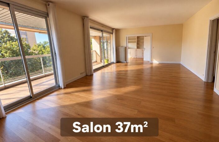 BORDEAUX CAUDÉRAN . APP 148 m² . PARC ET TENNIS  3 chambres  Balcon Parking  Cave - ascenseur — photo 2