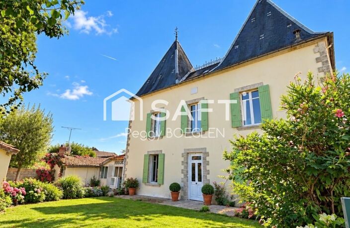 Merveilleuse maison de Maître en pierres au coeur de la bastide médiévale de MONPAZIER — photo 2