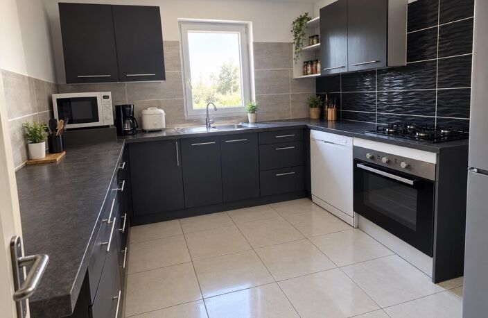 Guingamp : 4 chambres, garage et jardin ! — photo 3
