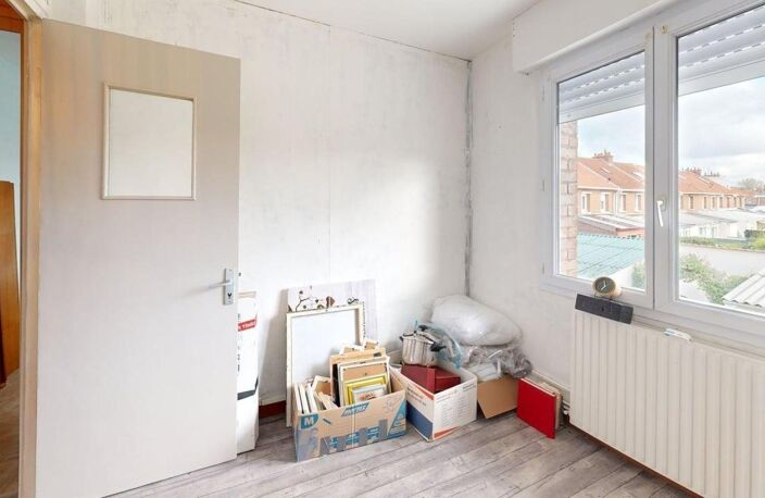 Maison de ville avec beau potentiel — photo 5