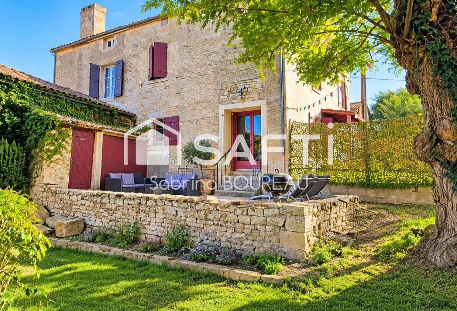 Maison de caractère de 105 m² avec dépendances sur un terrain de 1 300 m² — photo 1