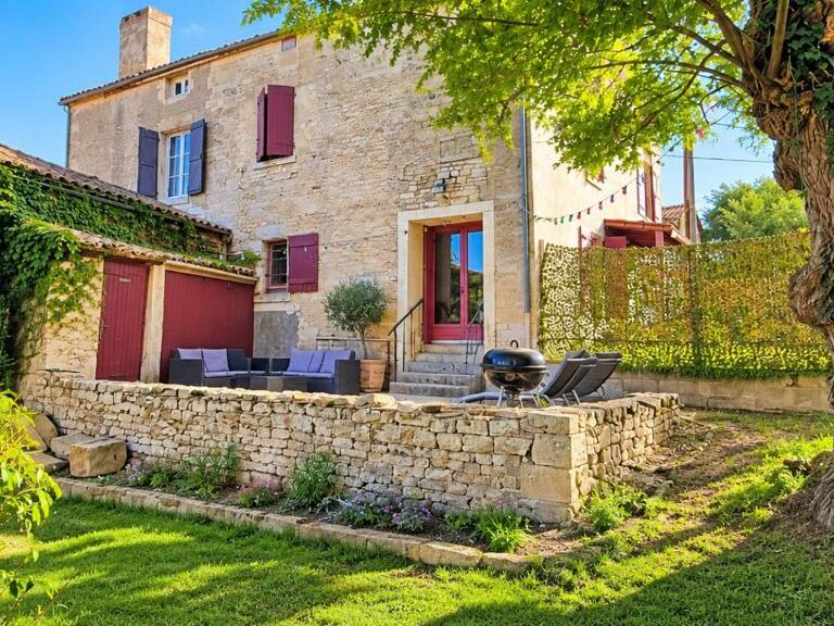 Maison de caractère de 105 m² avec dépendances sur un terrain de 1 300 m² — photo 1