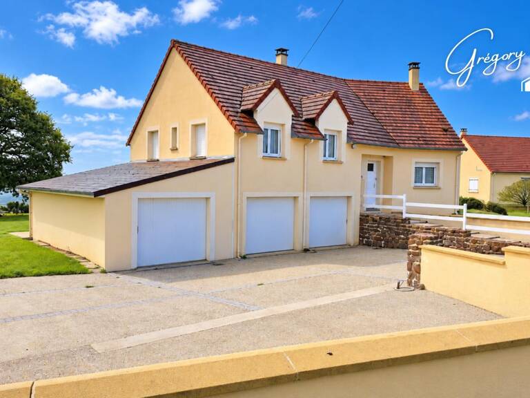 DOUBLE GARAGE + 1 garage — photo 1