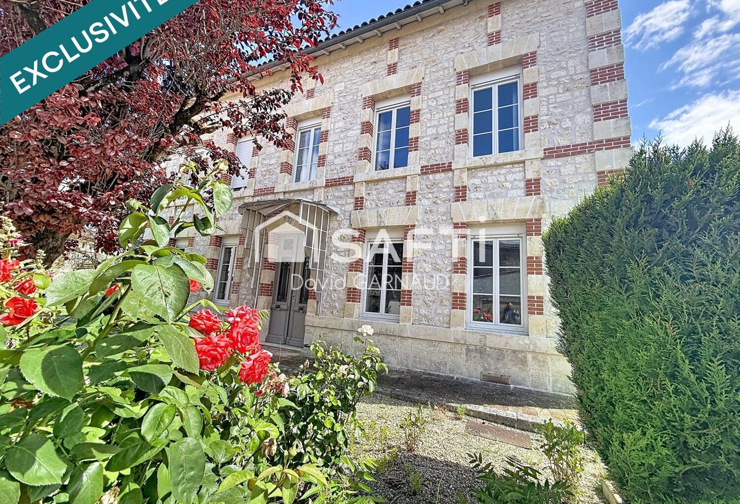 Maison de caractère au cœur de Châteauneuf-sur-Charente — photo 1