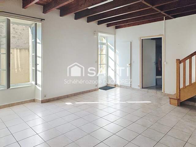 MAISON 106 M² - 5 PIECES - GARAGE - COUR — photo du bien