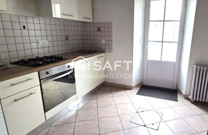 MAISON 106 M² - 5 PIECES - GARAGE - COUR — photo 2