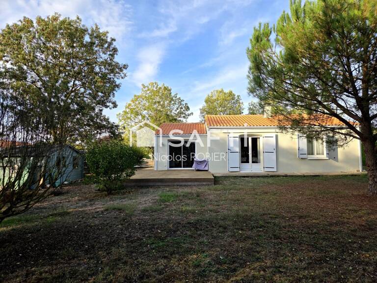 PLAIN PIED LUMINEUX DEUX CHAMBRES GARAGE JARDIN CLOS — photo 1