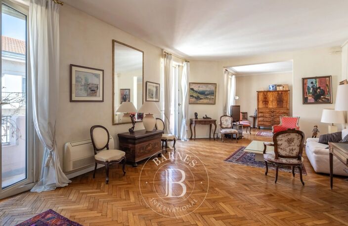 LYON 6 - FOCH - Appartement de 165,63 m² - 2 chambres poss. 3/4 - Balcons - Poss. Garages — photo 2
