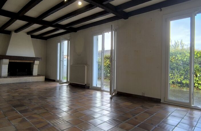 Vente Maison/villa 5 pièces — photo 3