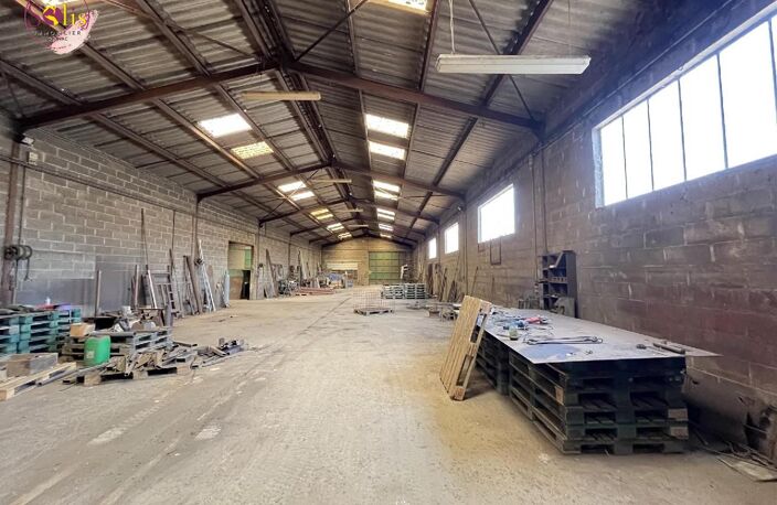 Vente immeuble  1350 m² Bréville (16370) — photo 5
