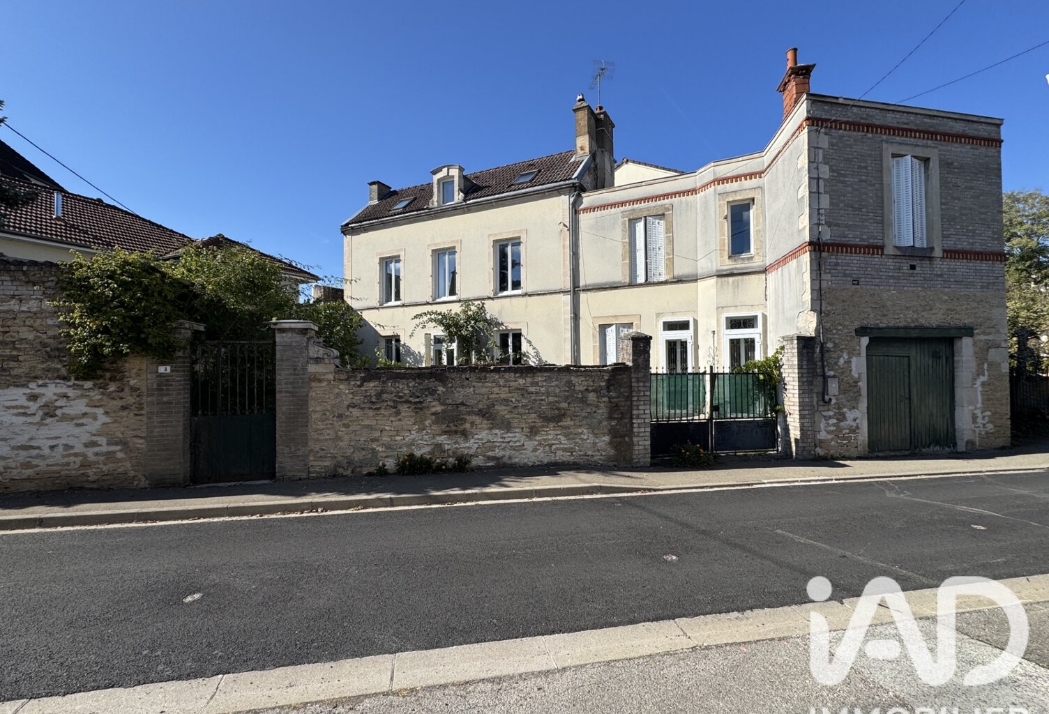 Vente Maison de ville 10 pièces — photo 1
