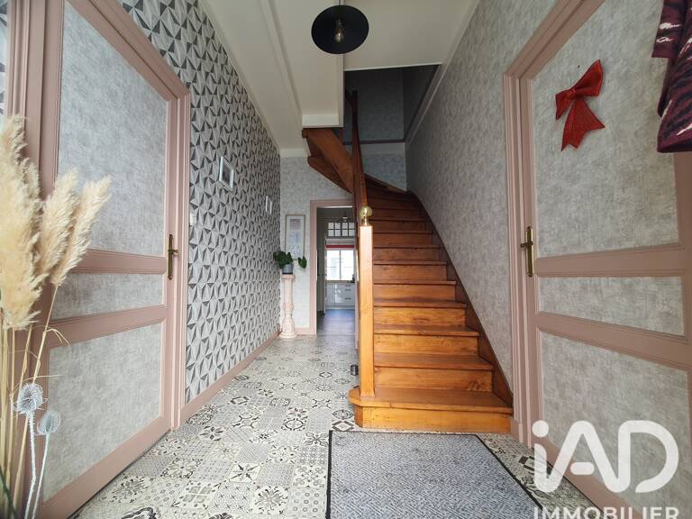 Vente Maison/villa 8 pièces — photo 1