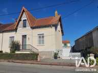Vente Maison/villa 8 pièces — photo 2