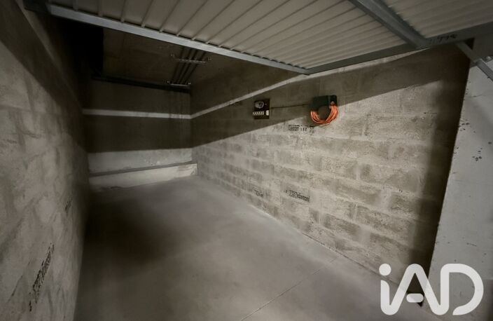 Vente Garage 13 m&sup2; — photo 3