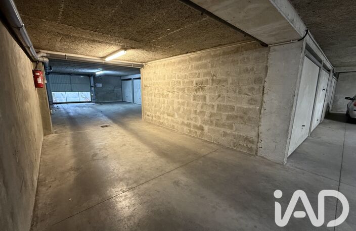 Vente Garage 13 m&sup2; — photo 5