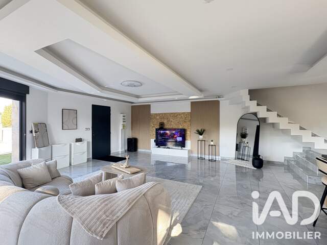 Vente Maison/villa 4 pièces — photo du bien