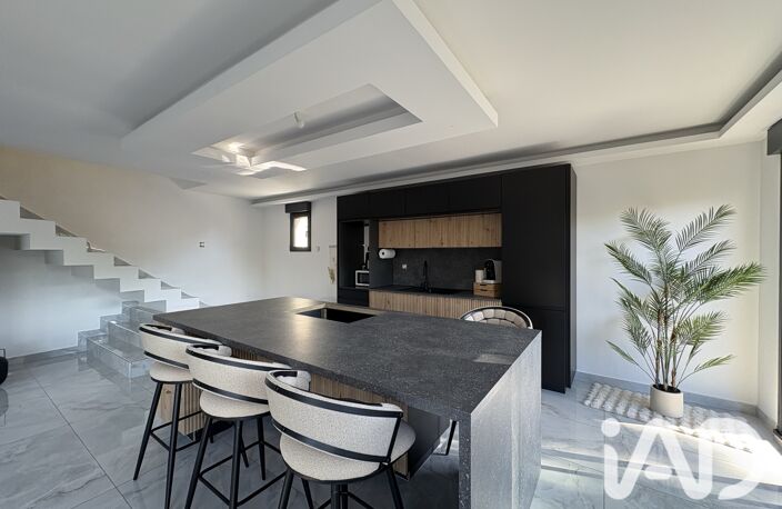 Vente Maison/villa 4 pièces — photo 2