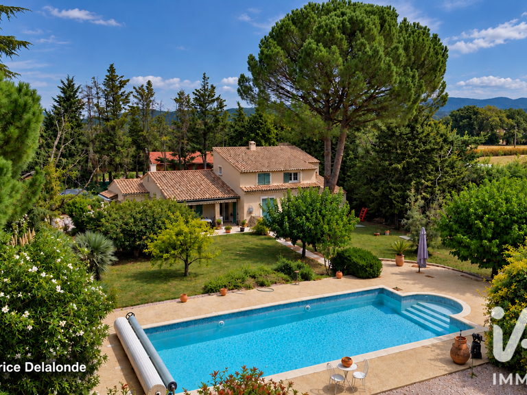 Vente Maison/villa 6 pièces — photo 1