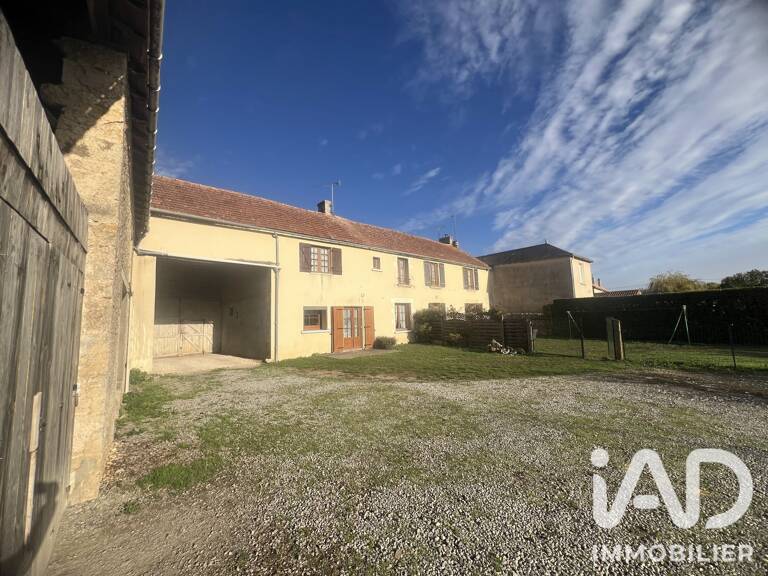 Vente Maison/villa 8 pièces — photo 1
