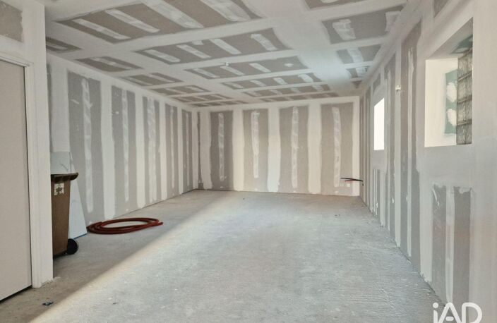 Location Local d'activités 72 m&sup2; — photo 2