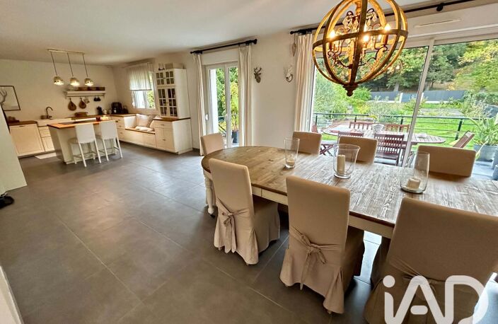 Vente Maison/villa 8 pièces — photo 2