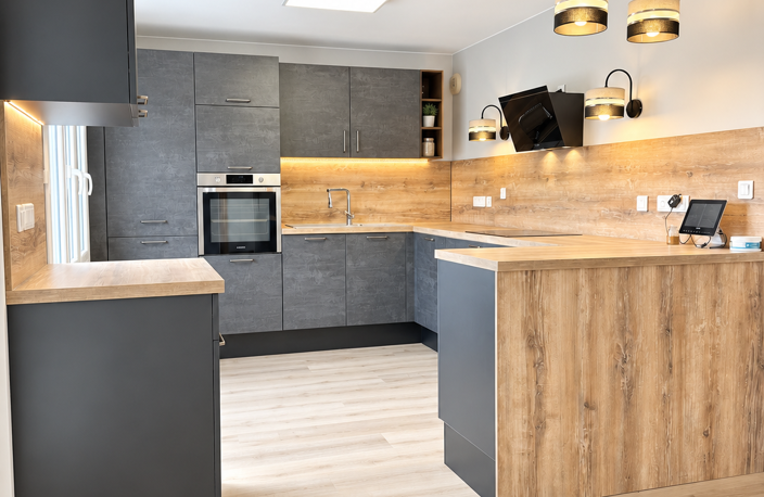 Vente Maison/villa 8 pièces — photo 2