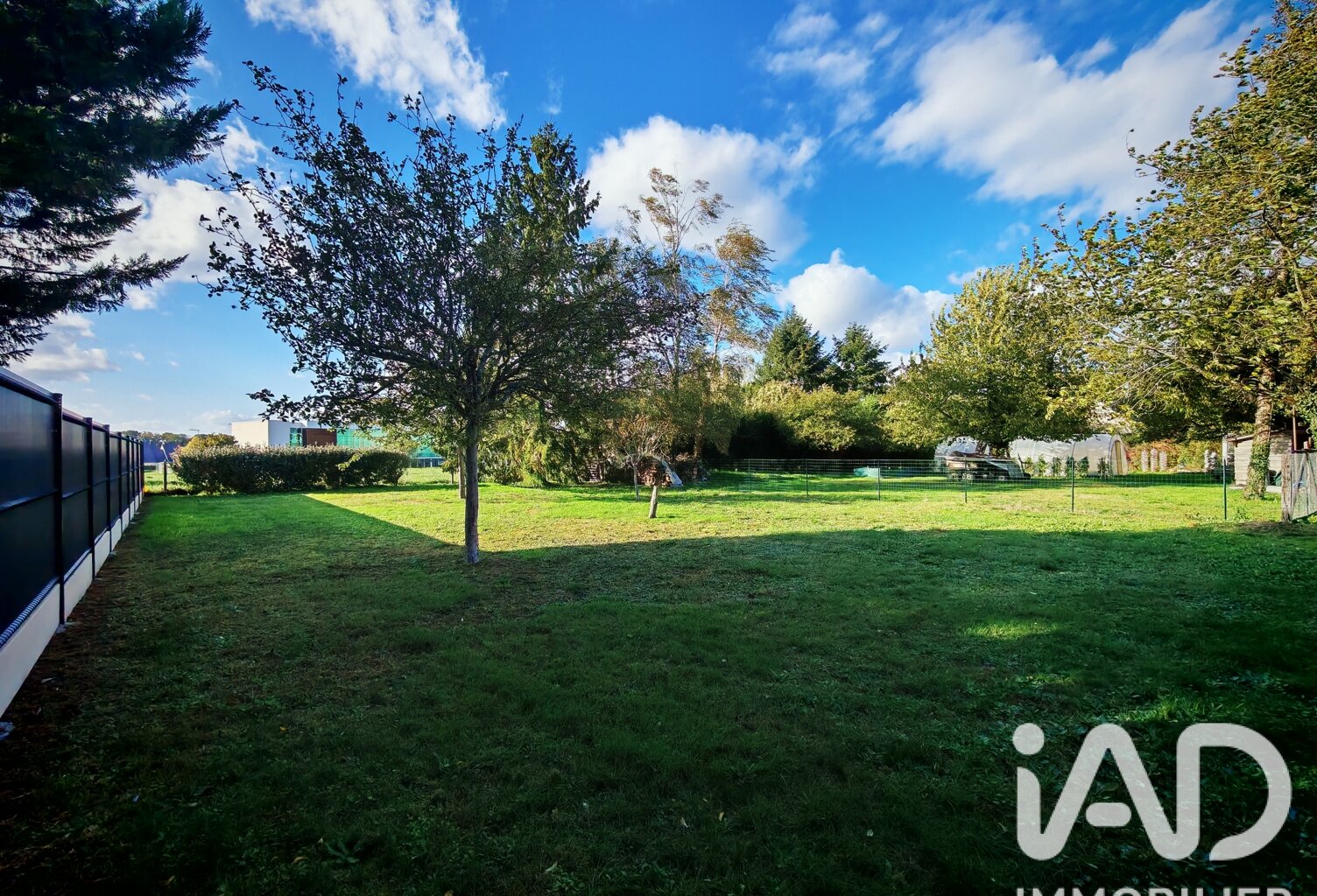 Vente Terrain à bâtir 592 m&sup2; — photo 1