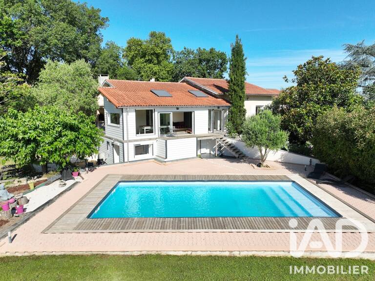 Vente Maison/villa 11 pièces — photo 1